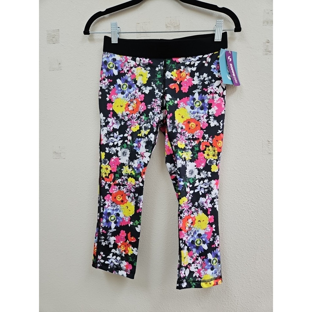 Soffe Dri Juniors Capri Length Low Rise Leggings Size Extra Small NWT Flowers